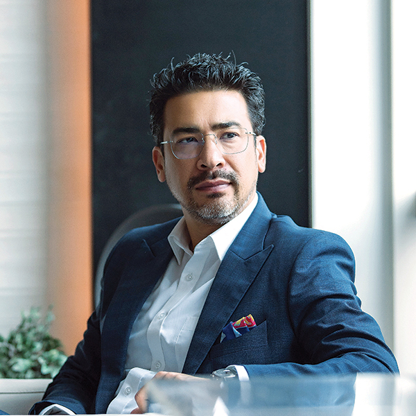 SJMOTO lifestyle — bikes & coffee